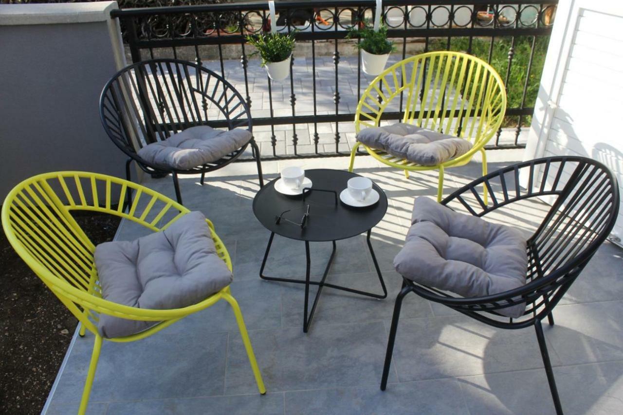 Apartman Rina,Биоград на Мору Екстериор снимка