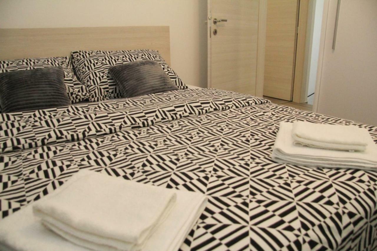 Apartman Rina,Биоград на Мору Екстериор снимка